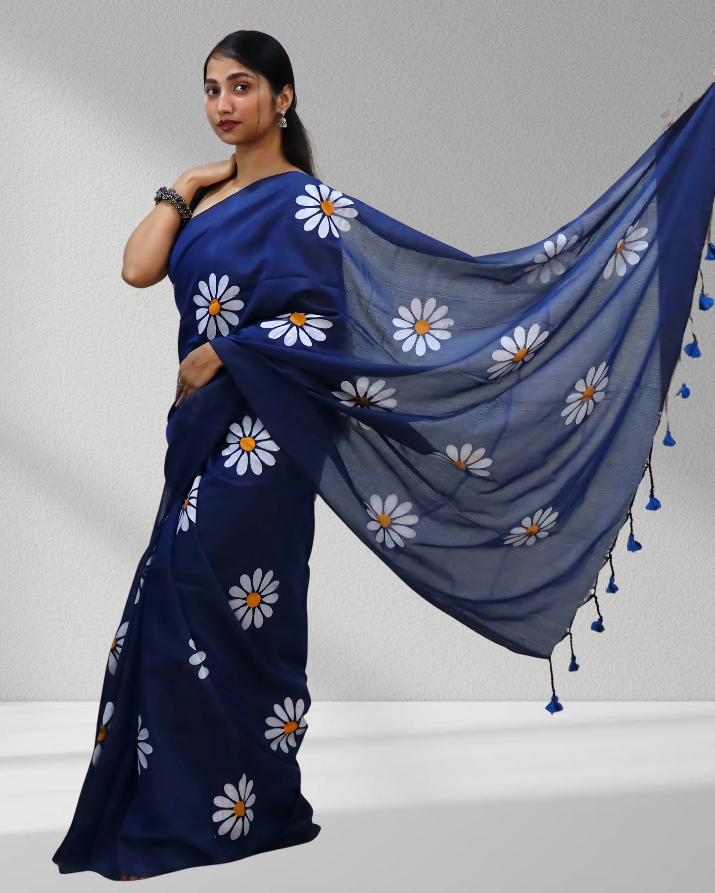 Daisy Charm on Midnight Blue